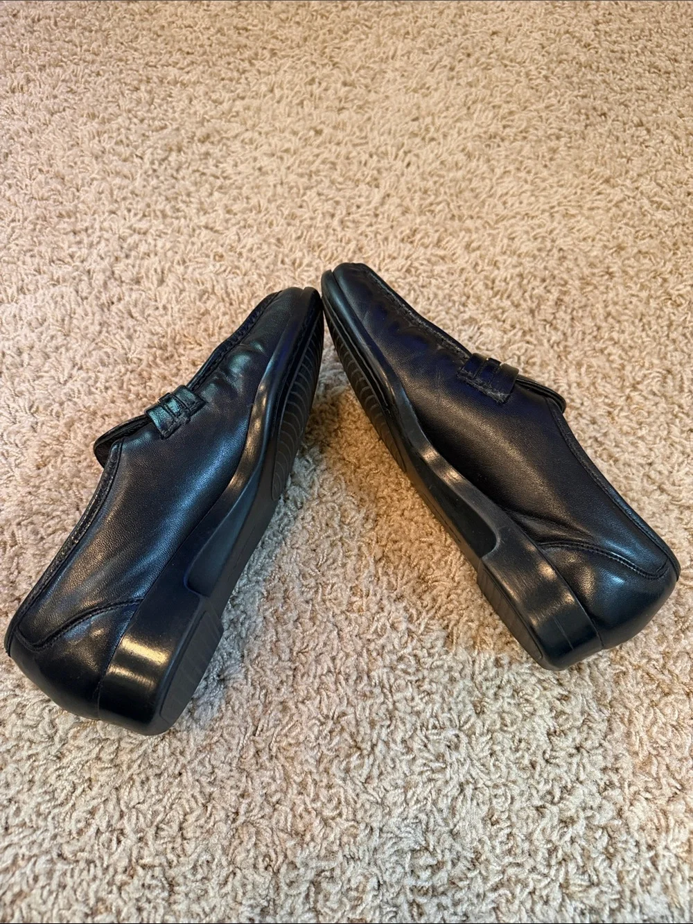 Florsheim Black Leather Slip-On Loafers with Metal Bit